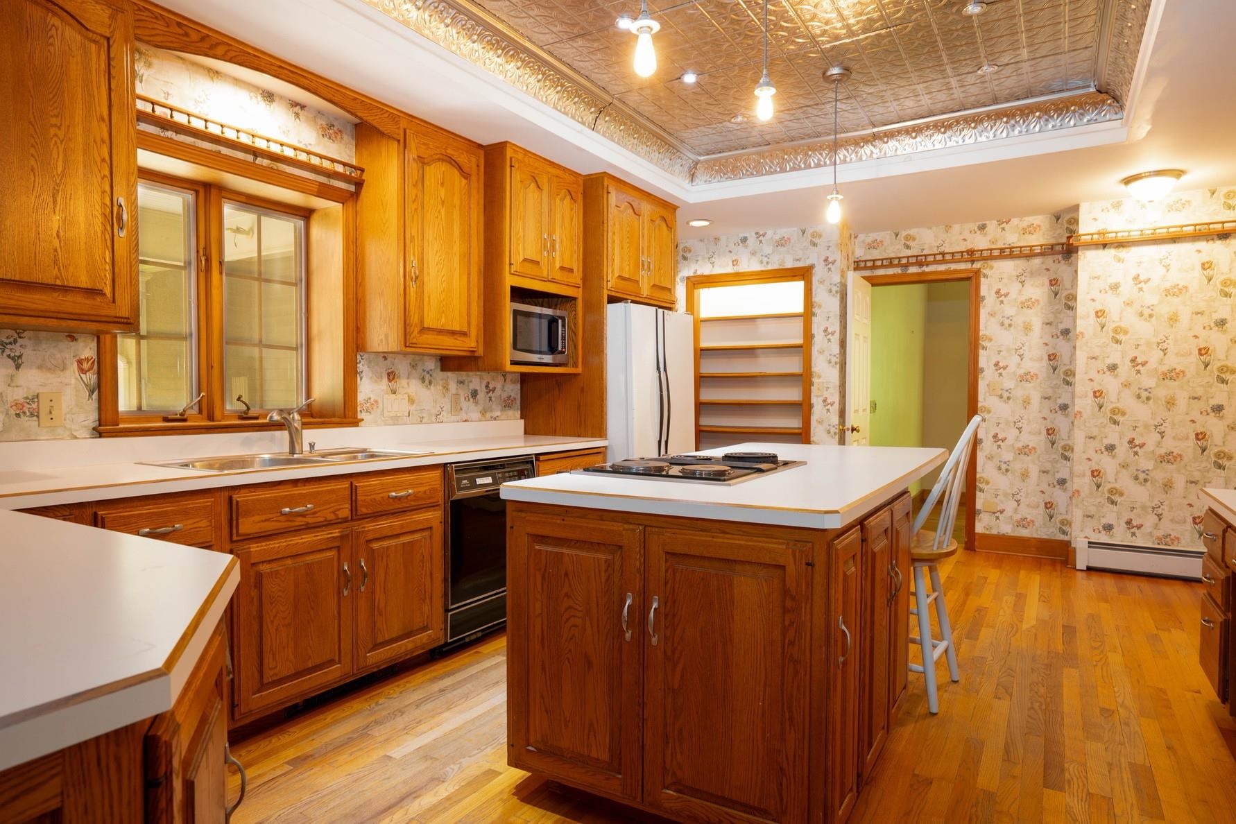 667 Canterbury Road Manchester, VT 05255 - Photo 13 of 29 Gallery Image 13