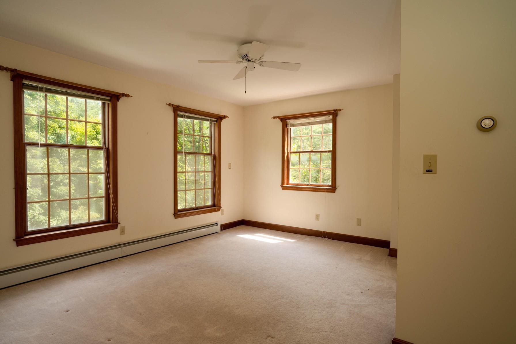 667 Canterbury Road Manchester, VT 05255 - Photo 5 of 29 Gallery Image 5
