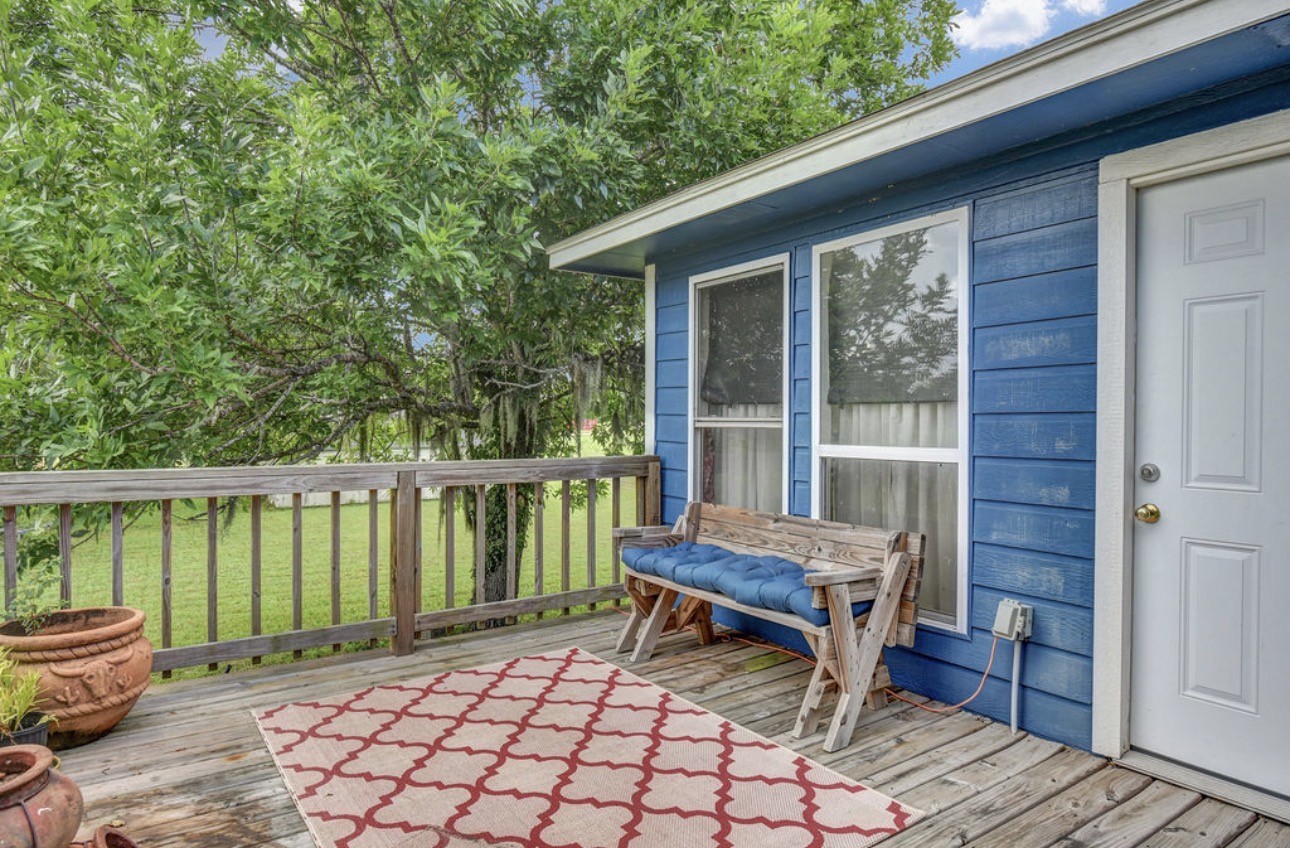 1226 Frontier Trail Angleton, TX 77515 - Photo 27 of 42 Gallery Image 27