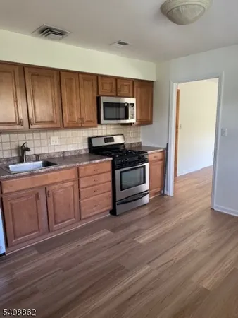 $4,900 | 18 Parrott Mill Road, Chatham, NJ 07928