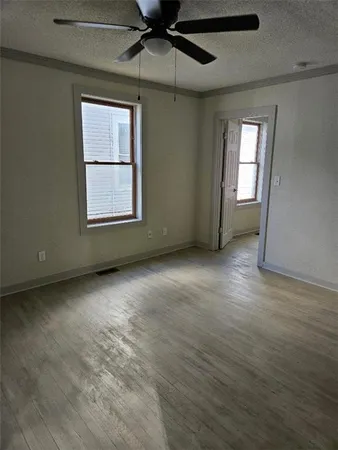 $309,000 | 435 Benton Avenue, Excelsior Springs, MO 64024