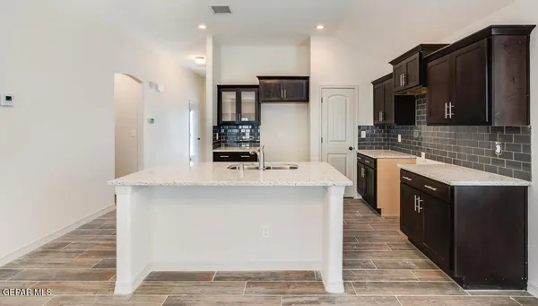 $267,950 | 524 Caddo Lane, Clint, TX 79836