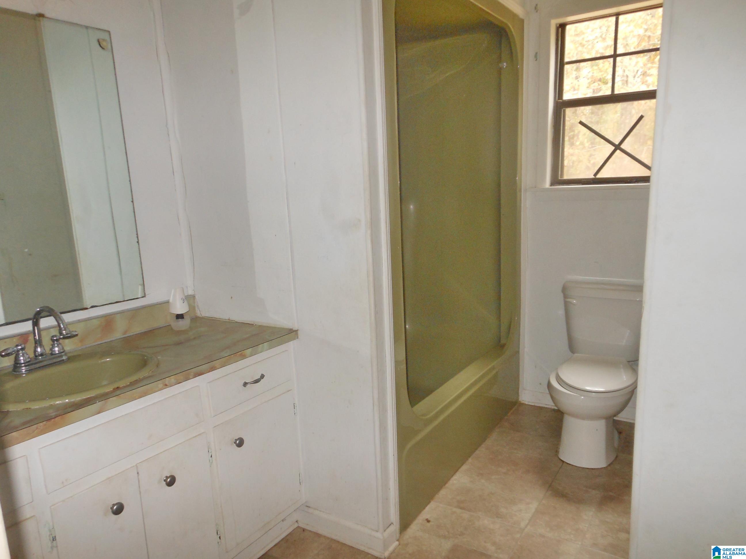 1509 Regency Place Hamilton, AL 35570 - Photo 11 of 17
