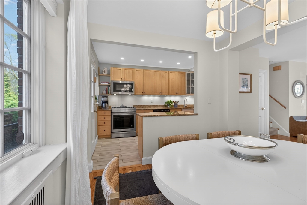 18 Still Street, Unit 25 Brookline, MA 02446 - Photo 8 of 38