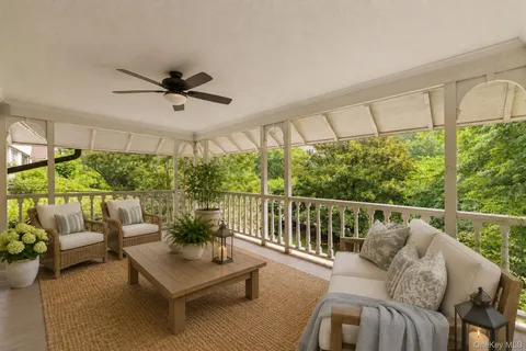 $2,200,000 | 2 Dellwood Road, Bronxville, NY 10708