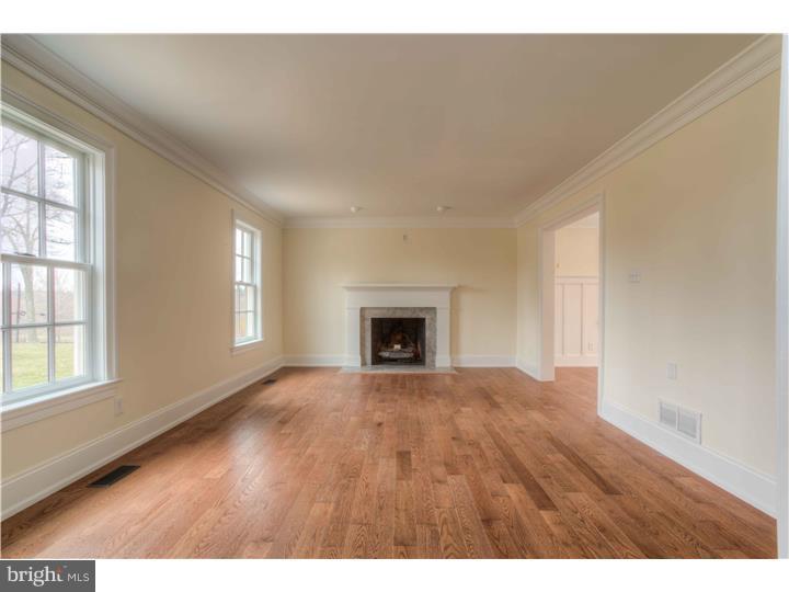 124 Davis Road Malvern, PA 19355 - Photo 7 of 25 Living Room