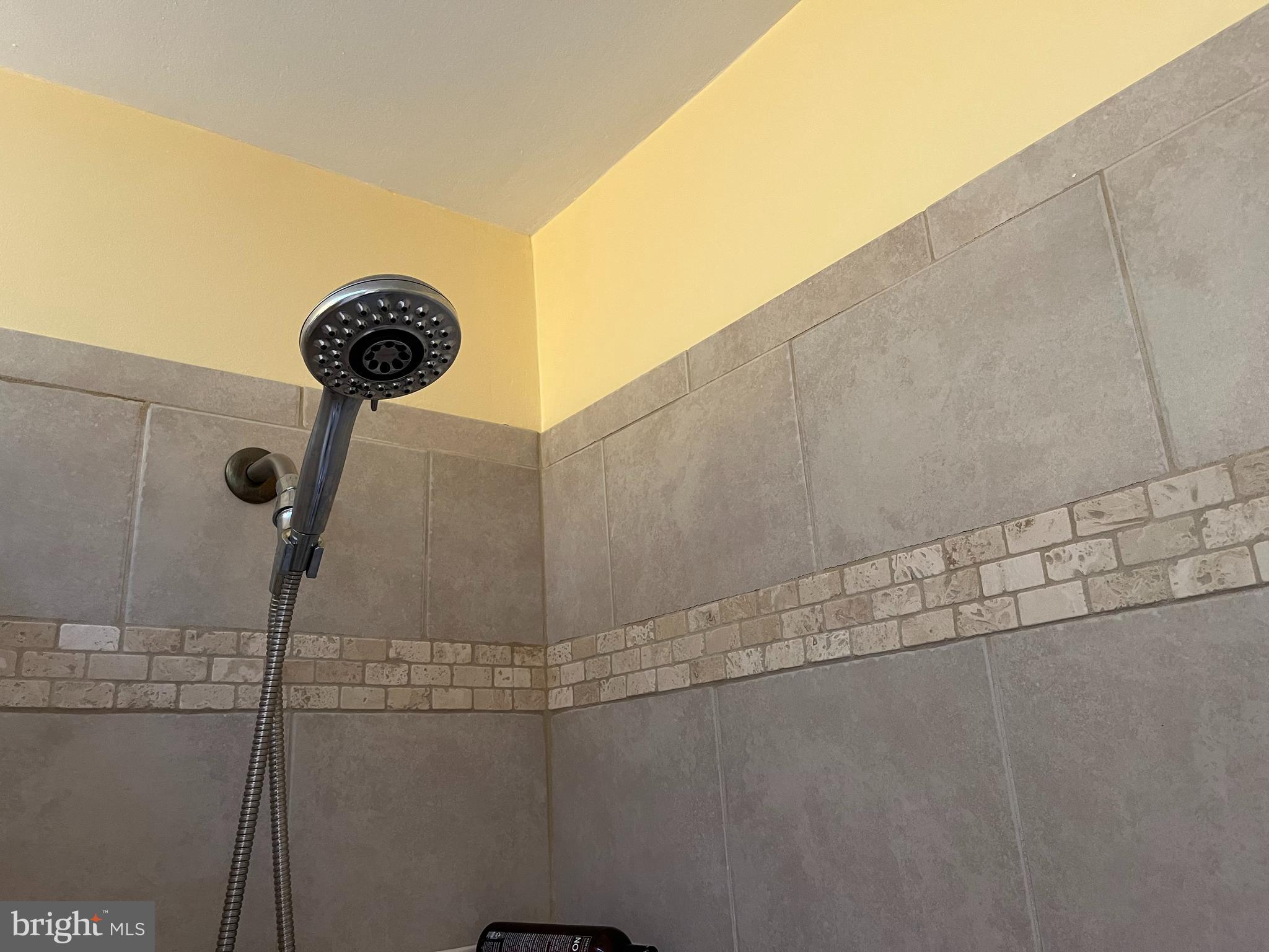 9609 Clark Street Philadelphia, PA 19115 - Photo 23 of 46