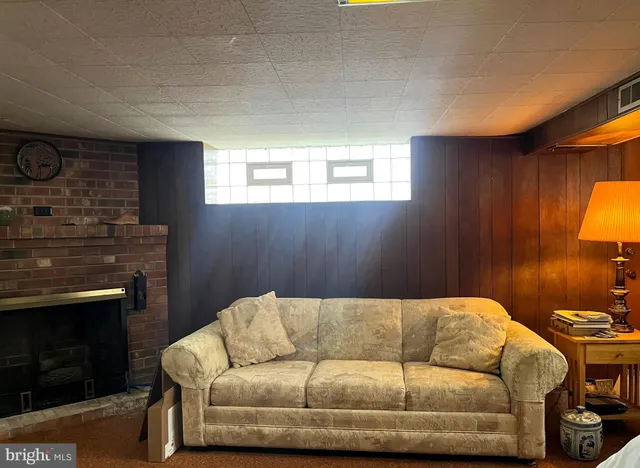 $330,000 | 9609 Clark Street, Philadelphia, PA 19115