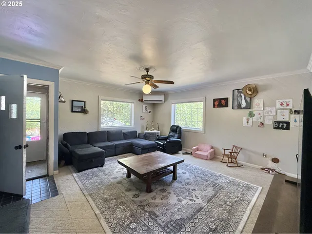 $258,000 | 338 Inland Drive, Canyon City, OR 97820