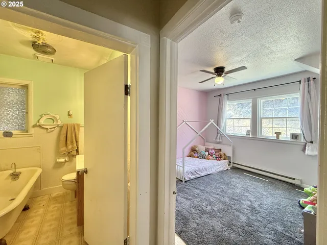 $258,000 | 338 Inland Drive, Canyon City, OR 97820