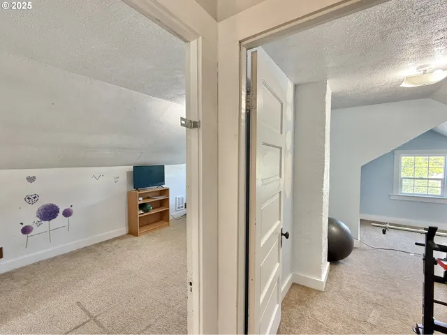 $258,000 | 338 Inland Drive, Canyon City, OR 97820