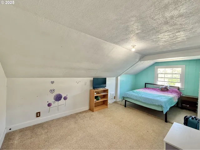 $258,000 | 338 Inland Drive, Canyon City, OR 97820