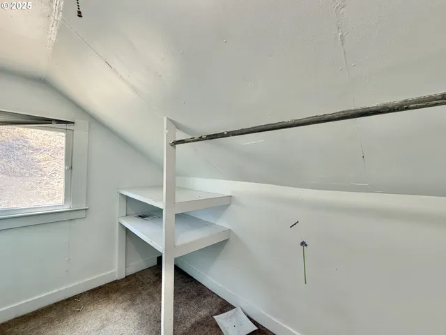 $258,000 | 338 Inland Drive, Canyon City, OR 97820