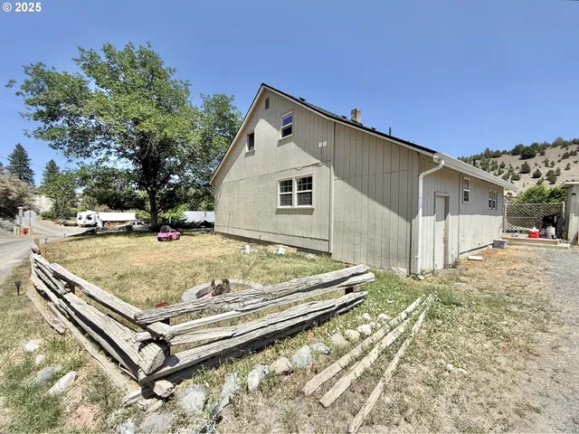 $258,000 | 338 Inland Drive, Canyon City, OR 97820