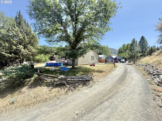 $258,000 | 338 Inland Drive, Canyon City, OR 97820