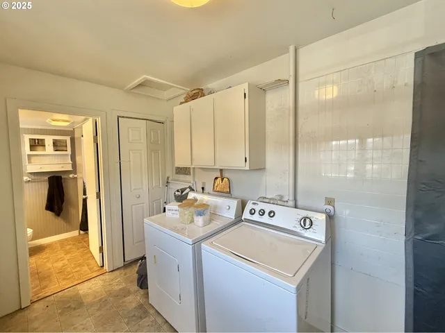 $258,000 | 338 Inland Drive, Canyon City, OR 97820