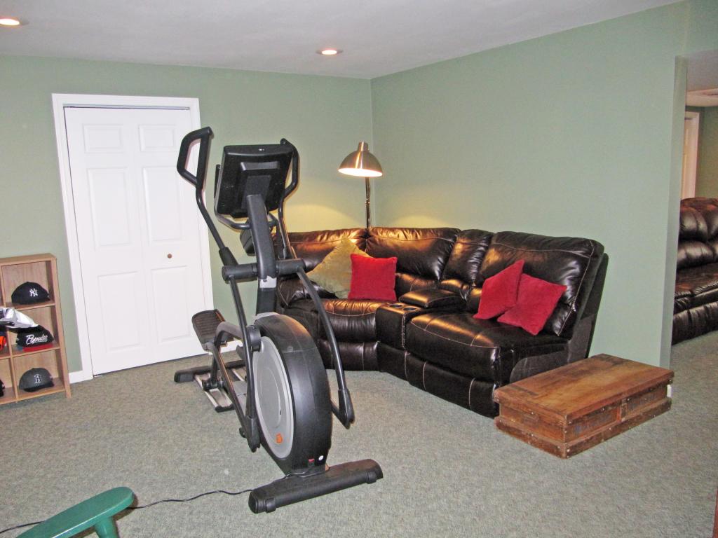 7 Sunridge Way, Unit 7 Amherst, NH 03031 - Photo 24 of 33 Gallery Image 24
