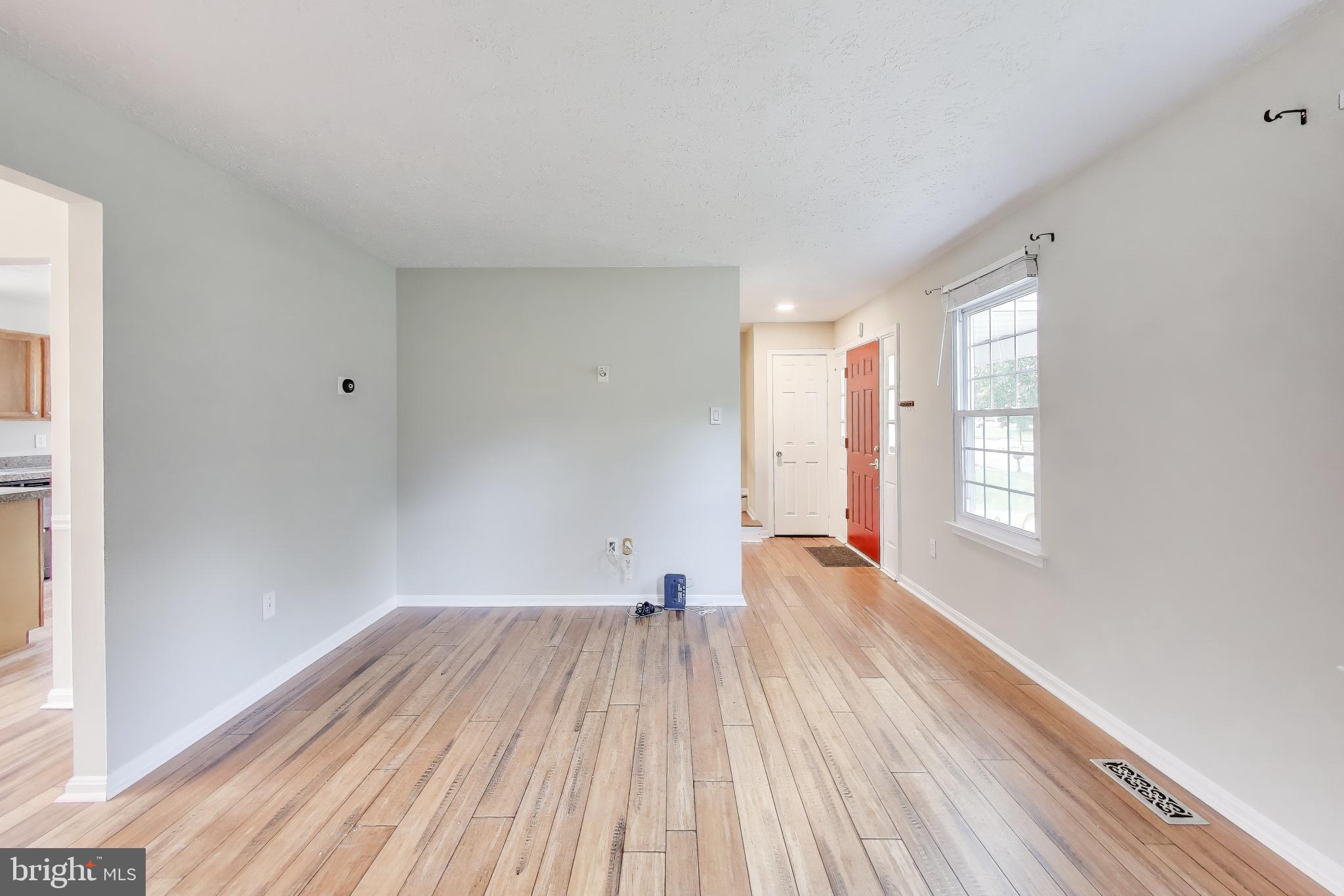 8813 Francesca Drive Clinton, MD 20735 - Photo 9 of 38