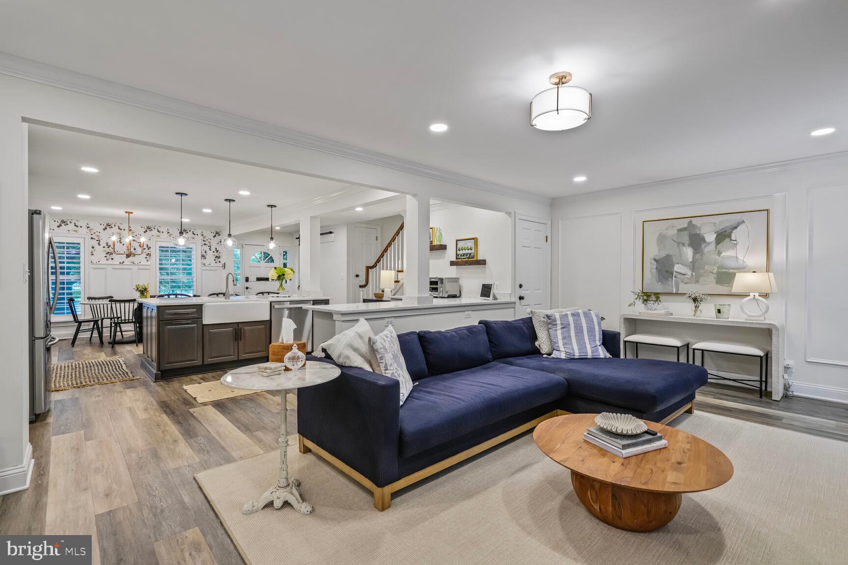 2327 North Glebe Road Arlington, VA 22207 - Photo 10 of 25 a living room with furniture and a wooden floor