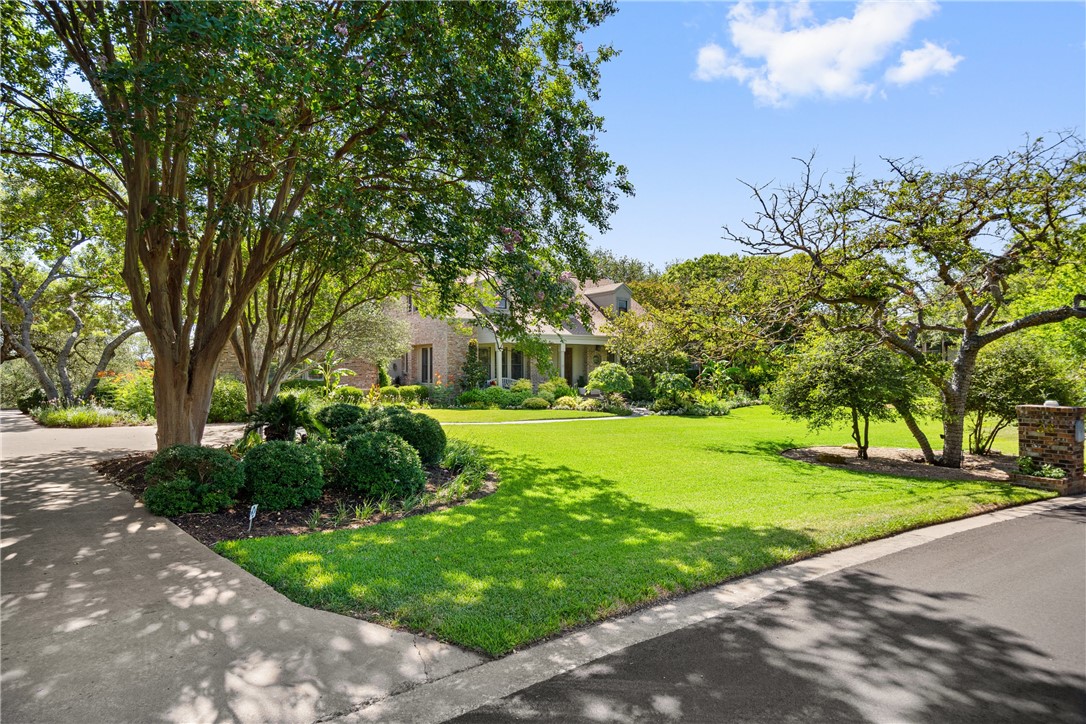 36 Pascal Lane Austin, TX 78746 - Photo 1 of 1