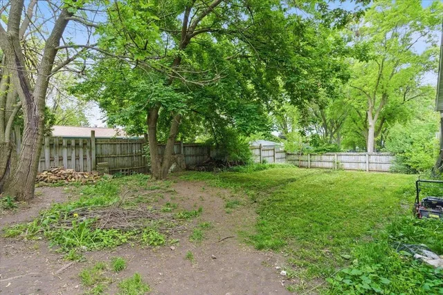 $379,500 | 5 Daffodil Lane, Madison, WI 53714