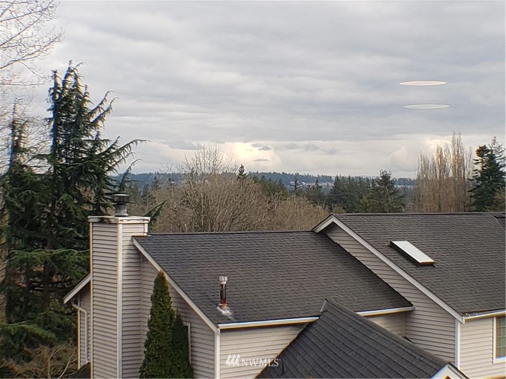 502 224 Place Southeast Bothell, WA 98021 - Photo 39 of 39 a view of a balcony with furniture