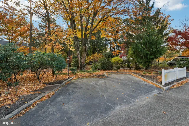 $625,000 | 122 Deerfield Avenue, Marlton, NJ 08053