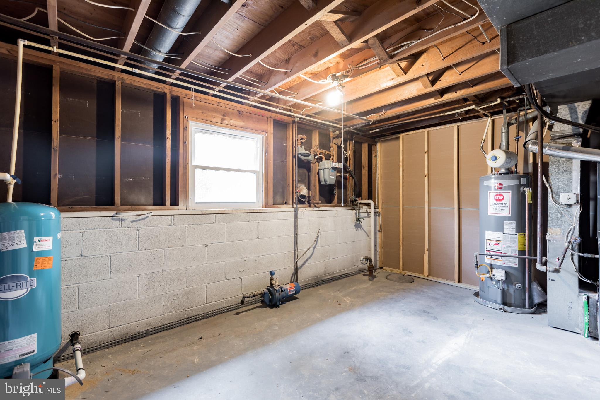 836 Woods Road Pasadena, MD 21122 - Photo 33 of 35 Gallery Image 33