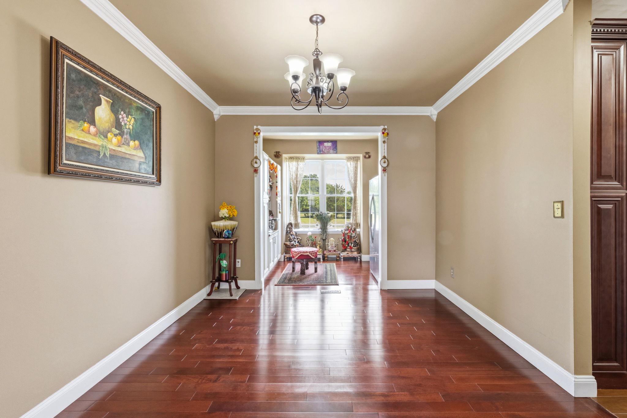 17 Paddock Road Marlton, NJ 08053 - Photo 17 of 54 Dining room with bonus space
