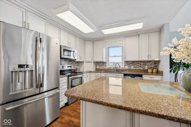 $385,000 | 1006 Woodridge Street, Brownsburg, IN 46112