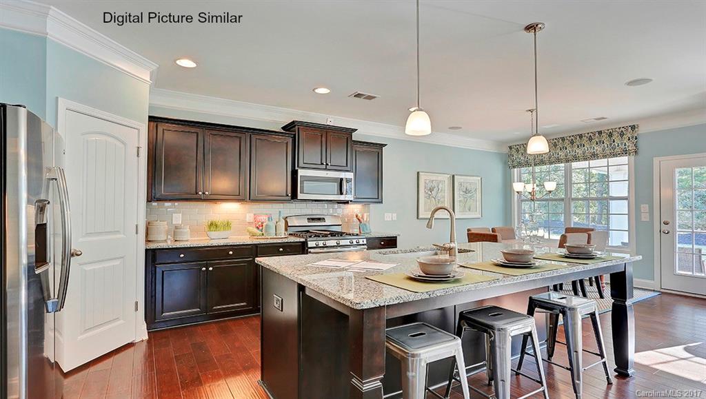 9431 Inverness Bay Road Charlotte, NC 28278 - Photo 4 of 24 Gallery Image 4