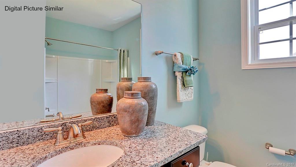 9431 Inverness Bay Road Charlotte, NC 28278 - Photo 10 of 24 Gallery Image 10