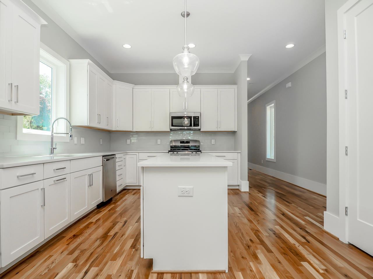 220 Grand Avenue Raleigh, NC 27606 - Photo 15 of 22 Photo 15