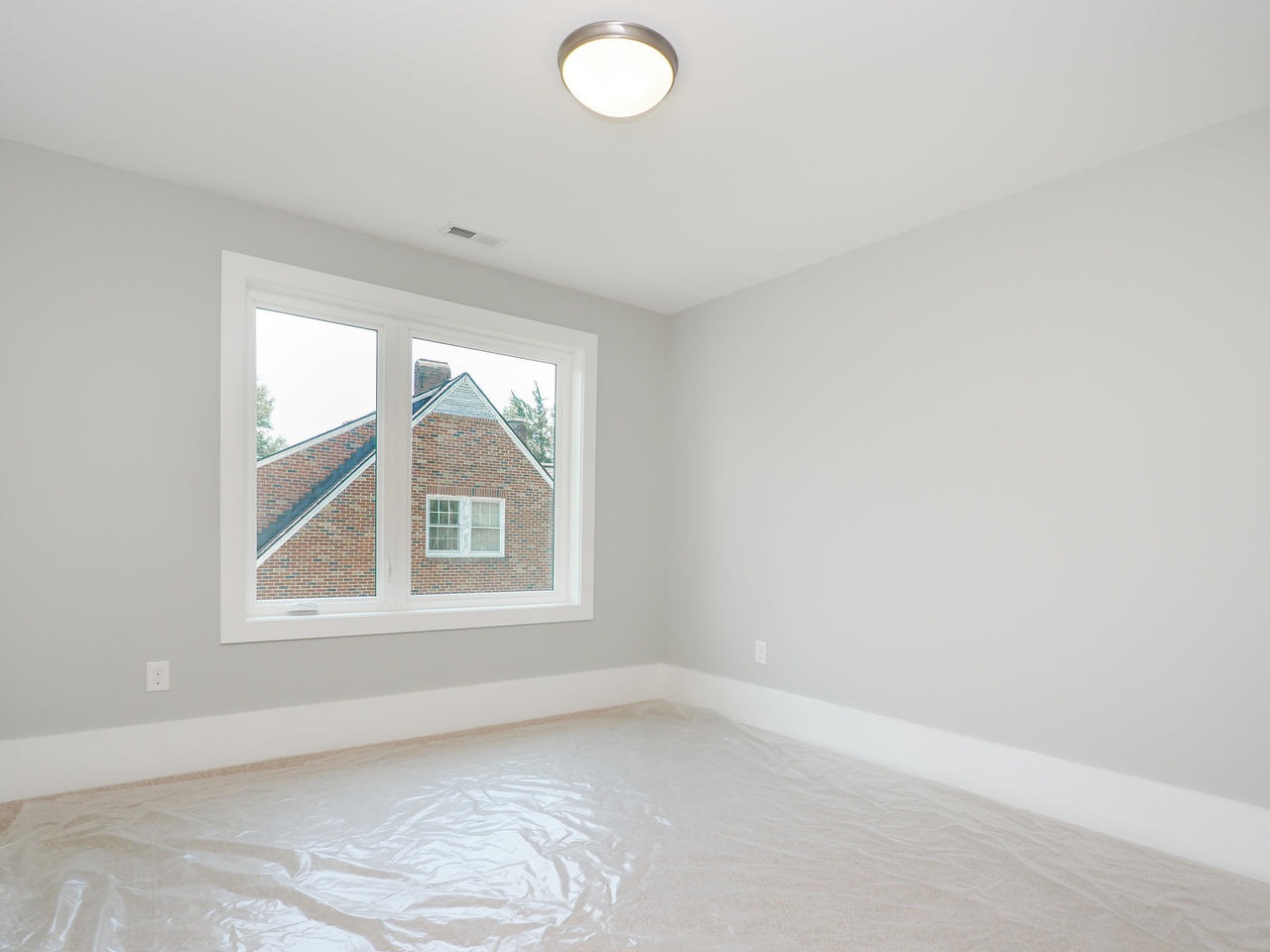 220 Grand Avenue Raleigh, NC 27606 - Photo 9 of 22 Photo 9