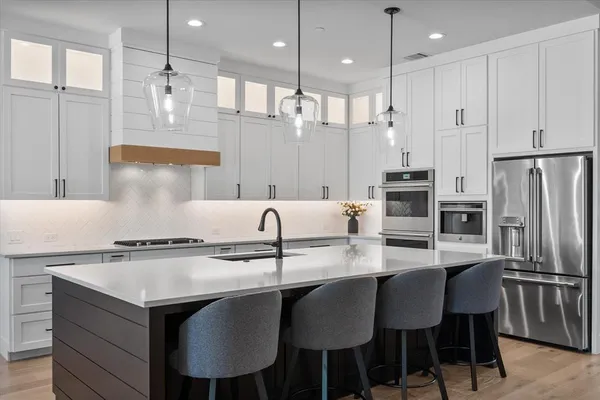 $1,750,000 | 219 Kate Court, Copper Canyon, TX 76226