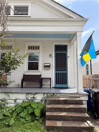 $1,500 | 3950 Laurel Street, New Orleans, LA 70115