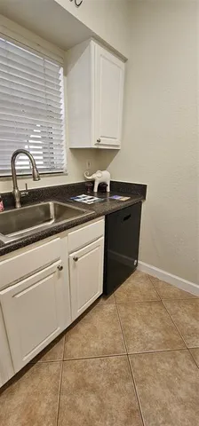 $1,850 | 2001 Northwest 96th Terrace, Unit 10F, Pembroke Pines, FL 33024