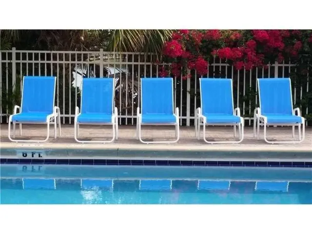 $1,850 | 2001 Northwest 96th Terrace, Unit 10F, Pembroke Pines, FL 33024