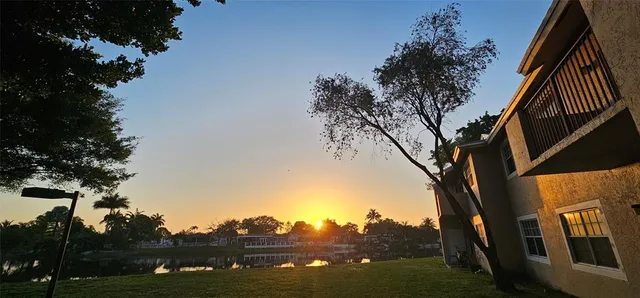 $1,850 | 2001 Northwest 96th Terrace, Unit 10F, Pembroke Pines, FL 33024