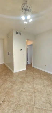 $1,850 | 2001 Northwest 96th Terrace, Unit 10F, Pembroke Pines, FL 33024