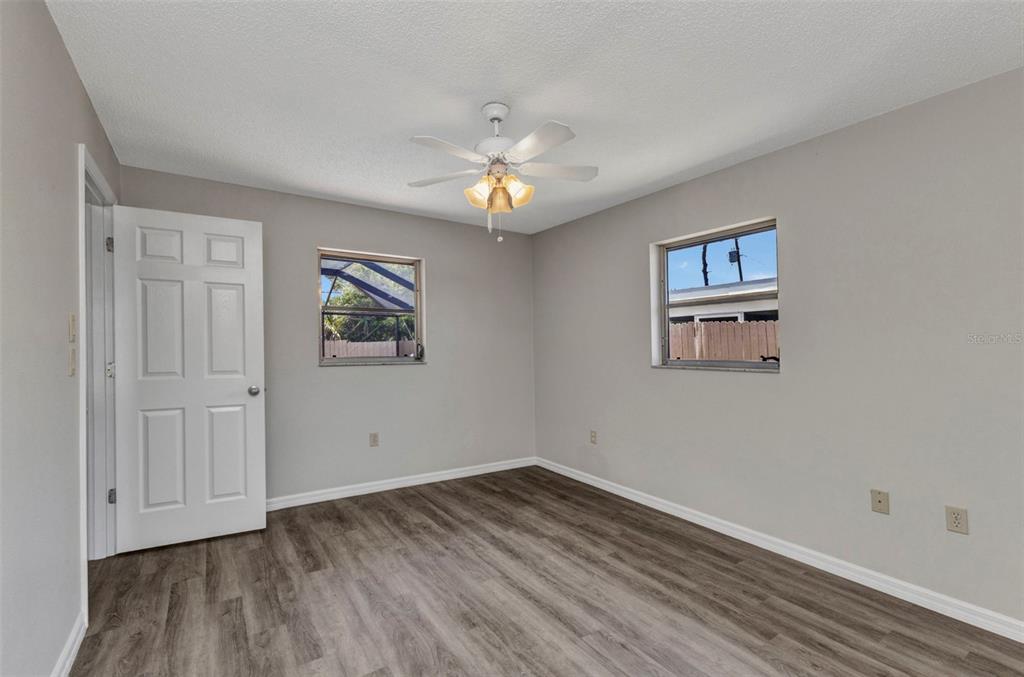 428 Briarwood Road Venice, FL 34293 - Photo 19 of 41