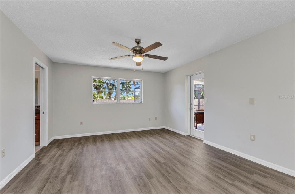 428 Briarwood Road Venice, FL 34293 - Photo 27 of 41