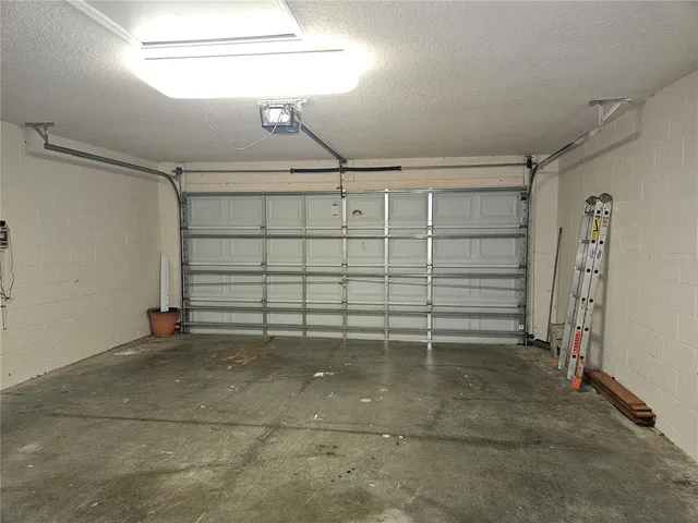 $1,900 | 4935 Southwest 40th Lane, Ocala, FL 34474