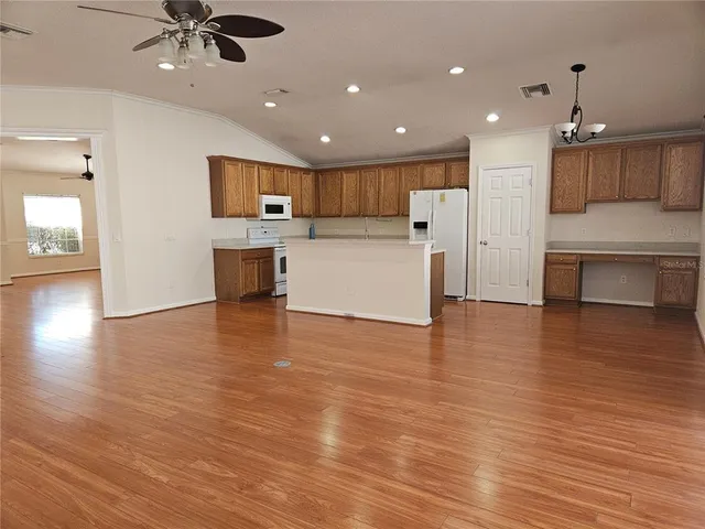 $1,900 | 4935 Southwest 40th Lane, Ocala, FL 34474