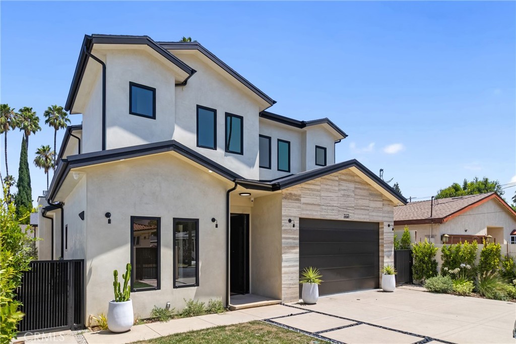 15721 Addison Street Encino, CA 91436 - Photo 3 of 69