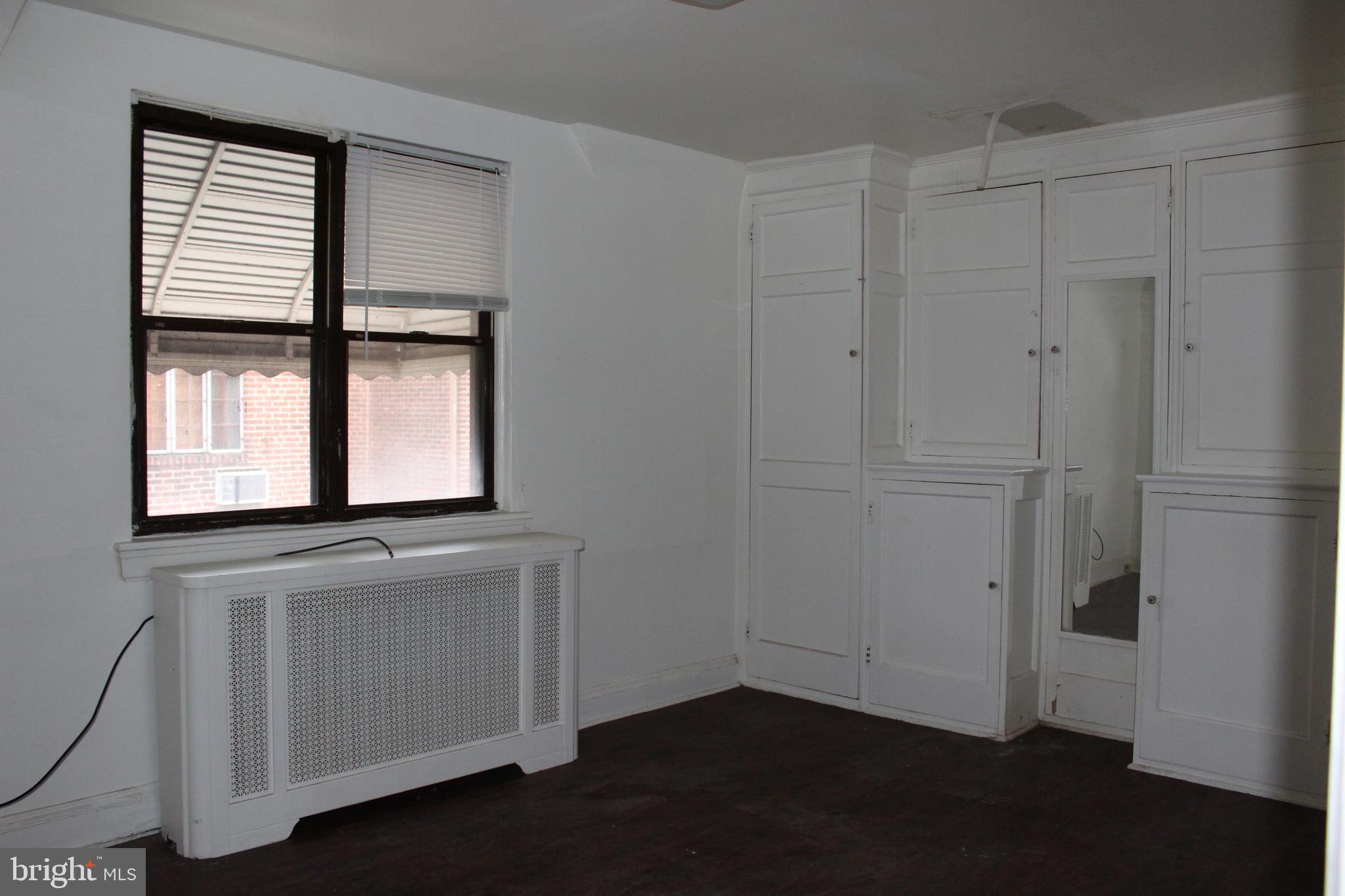 301 Hampden Road Upper Darby, PA 19082 - Photo 8 of 15