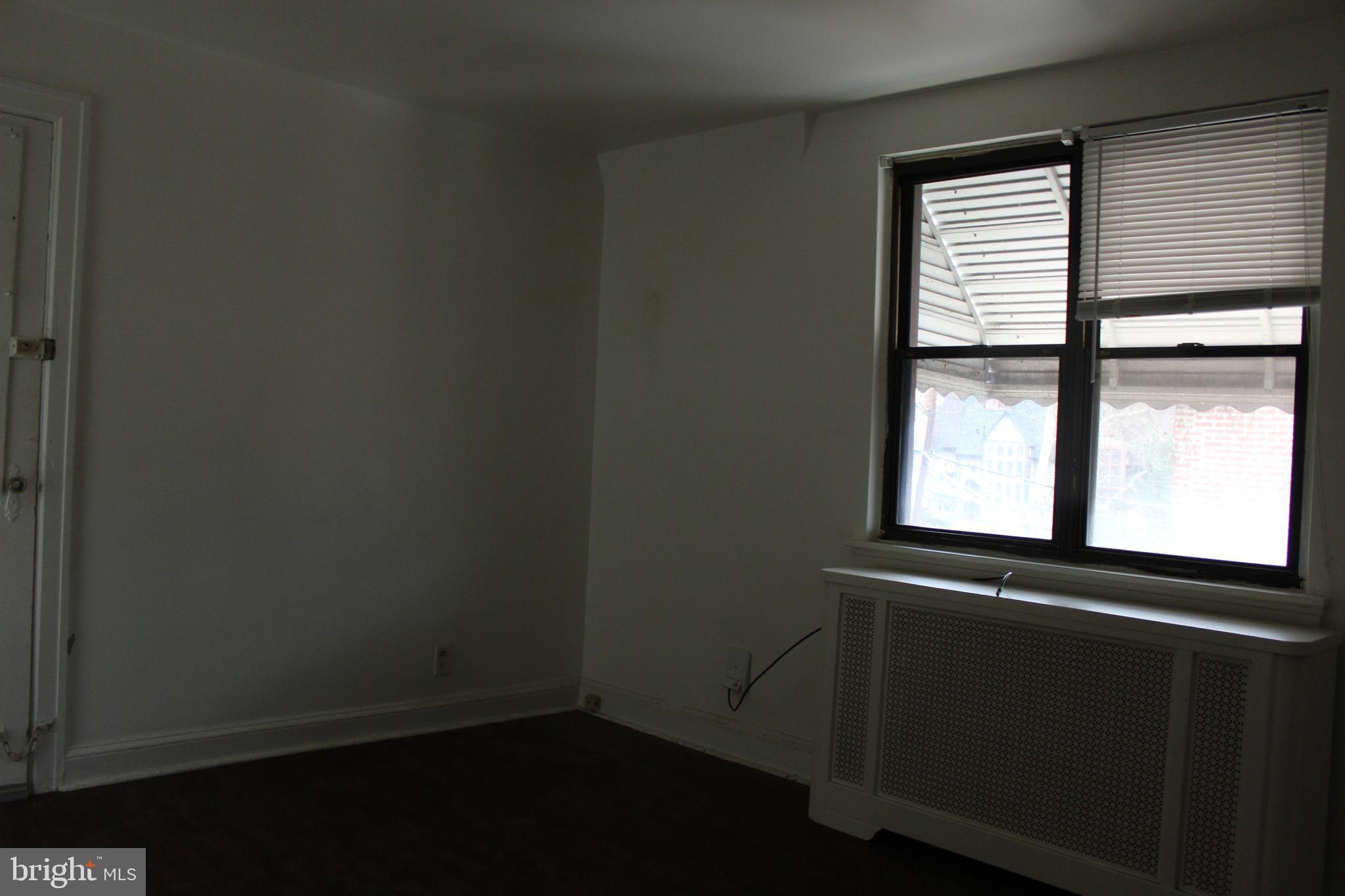 301 Hampden Road Upper Darby, PA 19082 - Photo 9 of 15