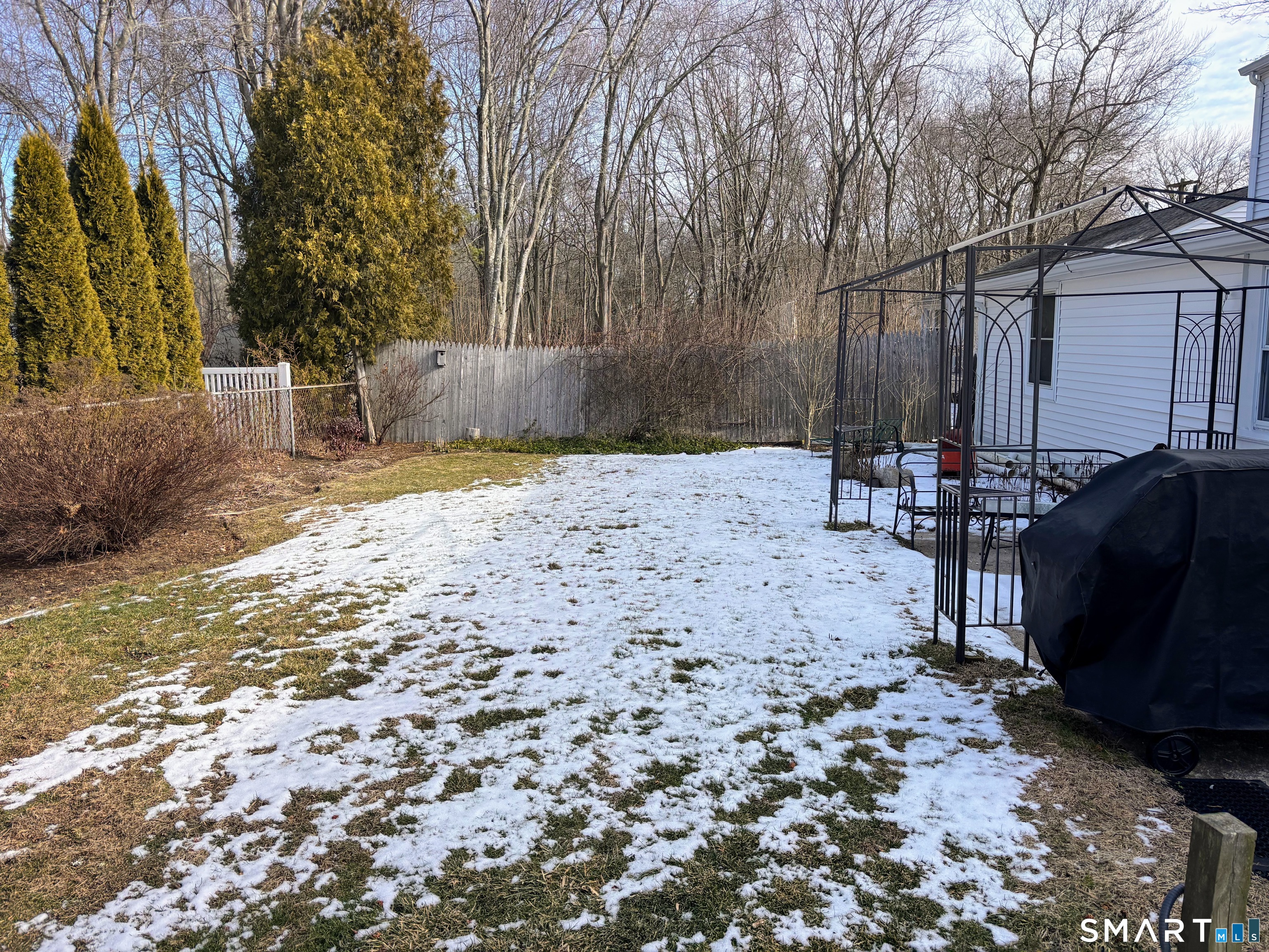 8-2 Lewis Avenue Westbrook, CT 06498 - Photo 13 of 17