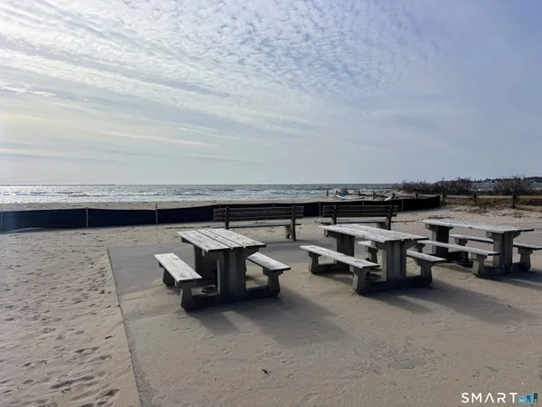 $1,900 | 8-2 Lewis Avenue, Westbrook, CT 06498