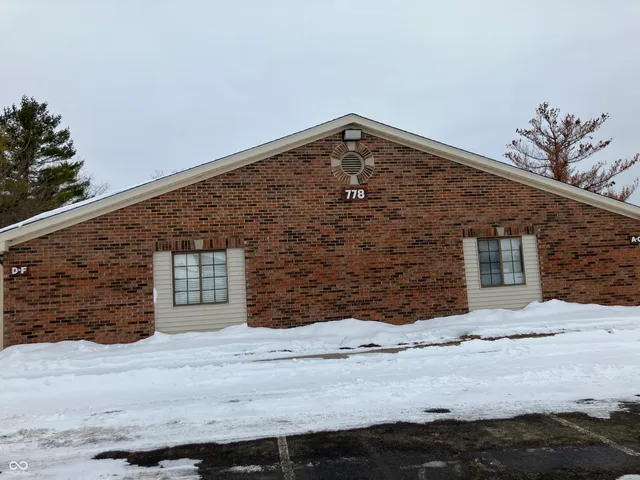 $900 | 778 Loews Boulevard, Greenwood, IN 46142